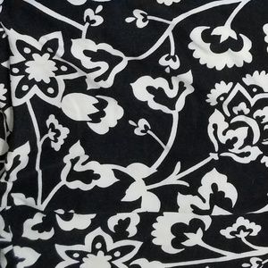 2 pairs of TC2 LuLaRoe leggings floral